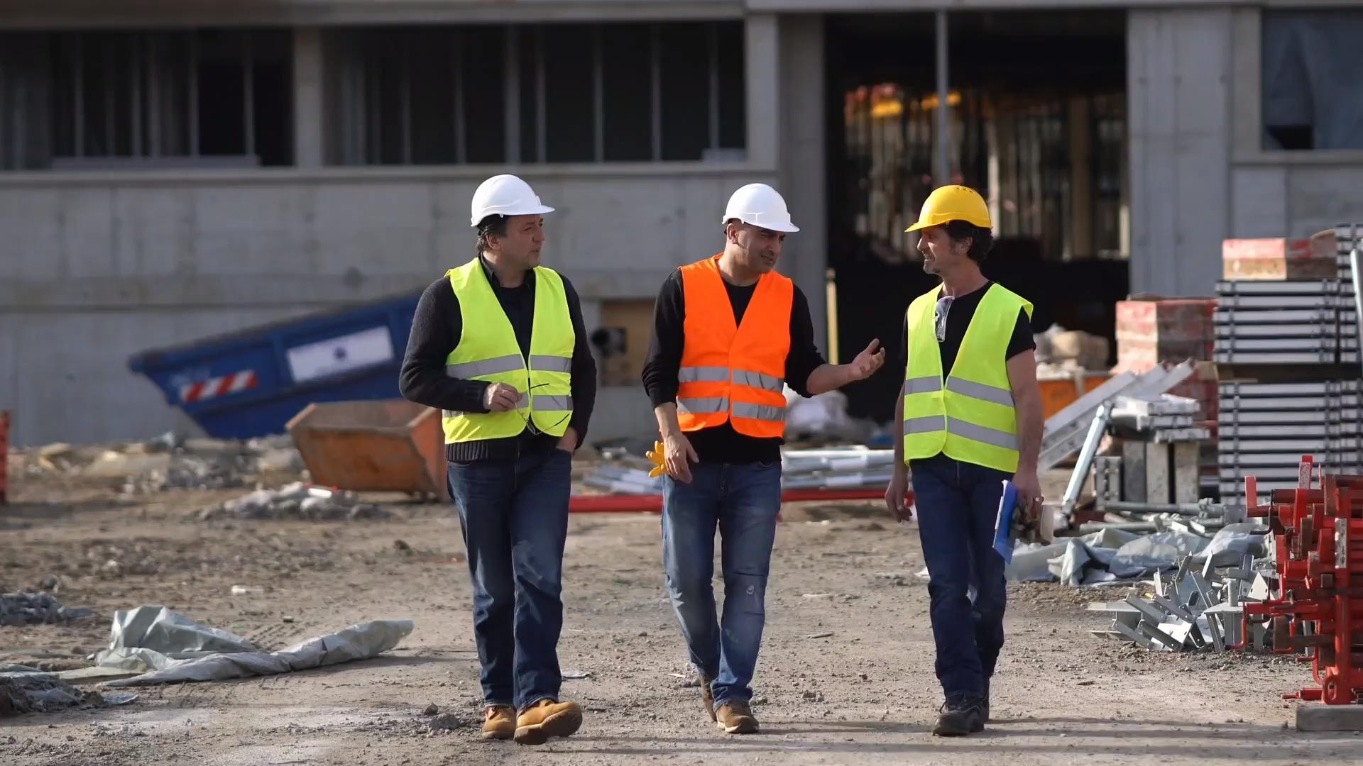 Cooling Tower Experts and engineers discussing the effects of covid-19 on the cooling tower industry on the job site